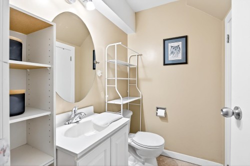 830 Ingersoll Avenue, Coquitlam, BC 