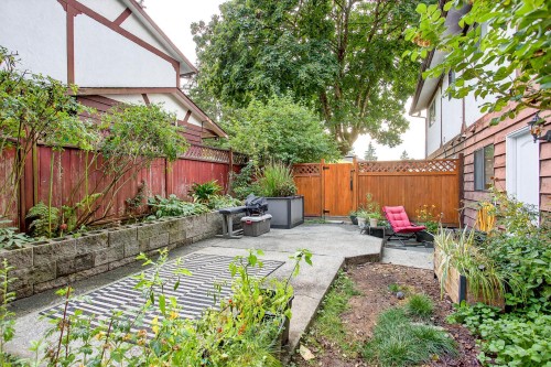 830 Ingersoll Avenue, Coquitlam, BC 