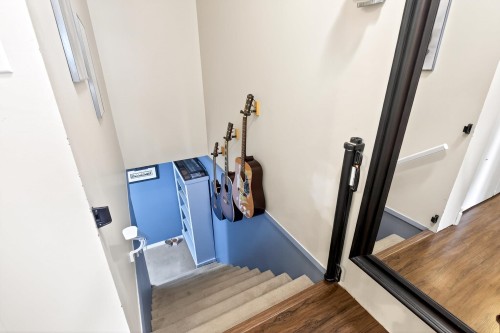 828 Ingersoll Avenue, Coquitlam, BC 