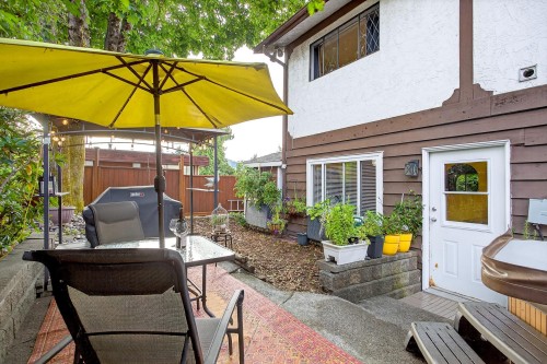 828 Ingersoll Avenue, Coquitlam, BC 