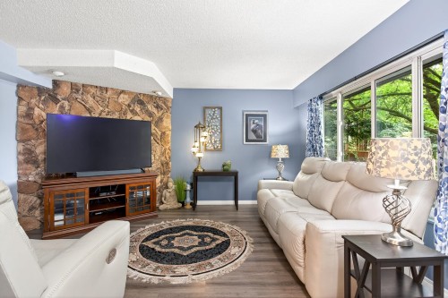 828 Ingersoll Avenue, Coquitlam, BC 