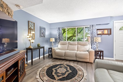 828 Ingersoll Avenue, Coquitlam, BC 