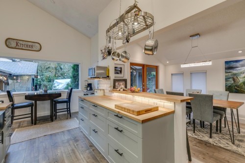 19610 117A Avenue, Pitt Meadows, BC 