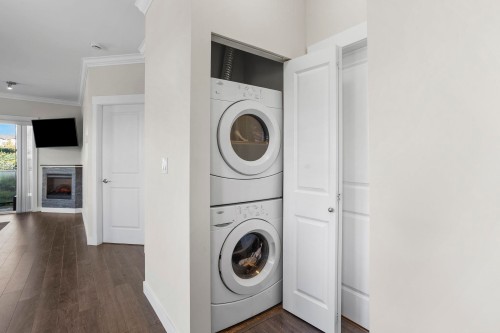 301-11580 223 Street, Maple Ridge, BC 