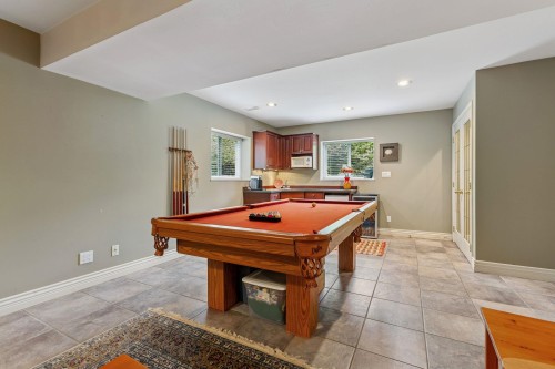 5607 Eagle Harbour Road, West Vancouver, BC 