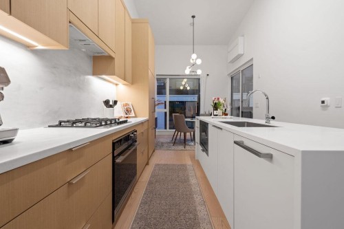 223-650 2Nd Street E, North Vancouver, BC 