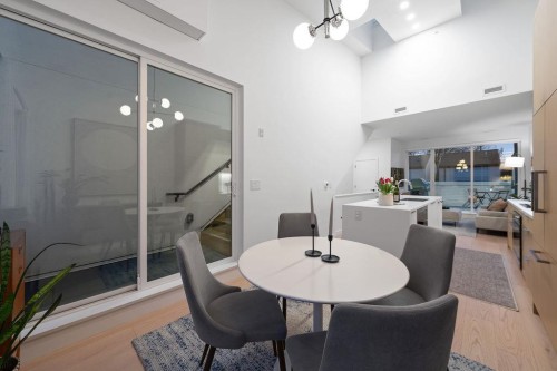 223-650 2Nd Street E, North Vancouver, BC 