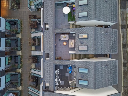 223-650 2Nd Street E, North Vancouver, BC 