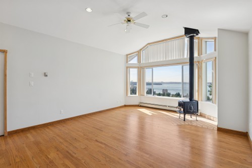 2545 Palmerston Avenue, West Vancouver, BC 