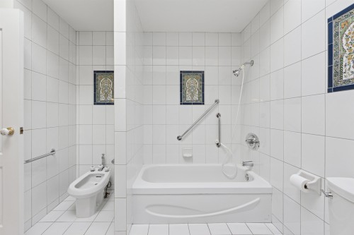 2545 Palmerston Avenue, West Vancouver, BC 