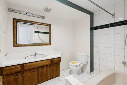 2545 Palmerston Avenue, West Vancouver, BC 