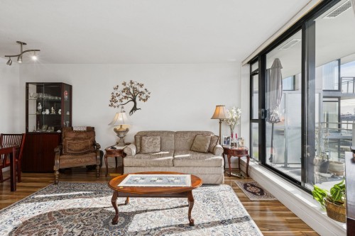 810-175 1St Street W, North Vancouver, BC 