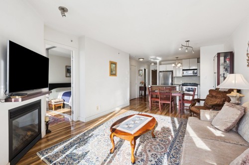 810-175 1St Street W, North Vancouver, BC 