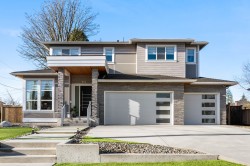 814 Levis Street  Coquitlam, BC V3J 6A3