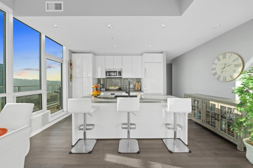 2903-3093 Windsor Gate, Coquitlam, BC 