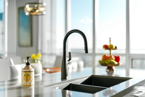 2903-3093 Windsor Gate, Coquitlam, BC 