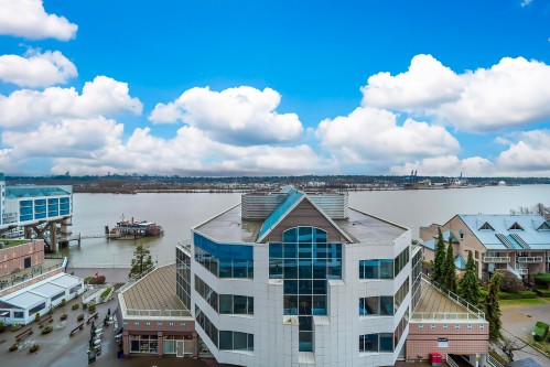 810-988 Quayside Drive, New Westminster, BC 