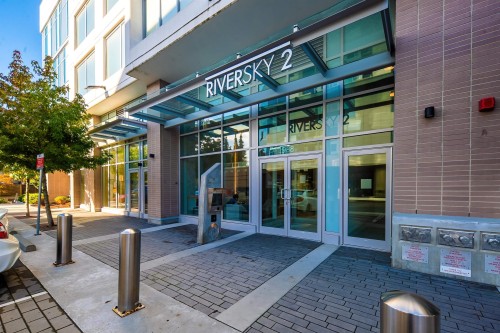 810-988 Quayside Drive, New Westminster, BC 