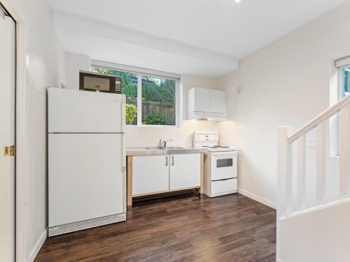 6 Bignall Bay, Port Moody, BC 