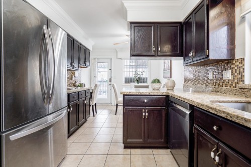 1230 51St Avenue E, Vancouver, BC 