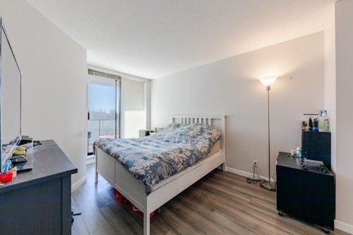 708-8180 Granville Avenue, Richmond, BC 