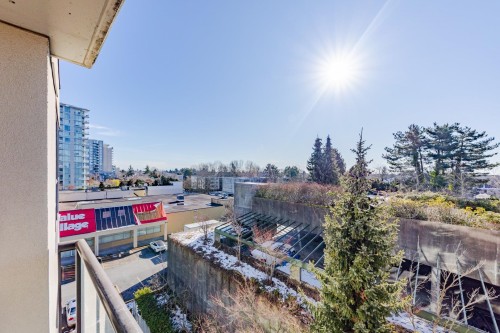 708-8180 Granville Avenue, Richmond, BC 