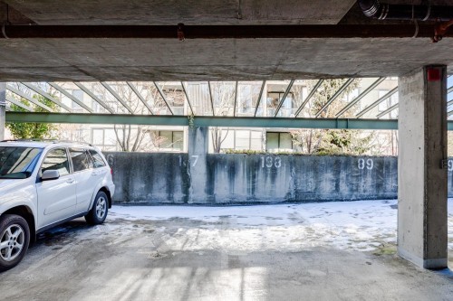 708-8180 Granville Avenue, Richmond, BC 