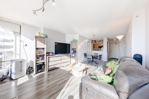 708-8180 Granville Avenue, Richmond, BC 