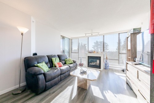 708-8180 Granville Avenue, Richmond, BC 