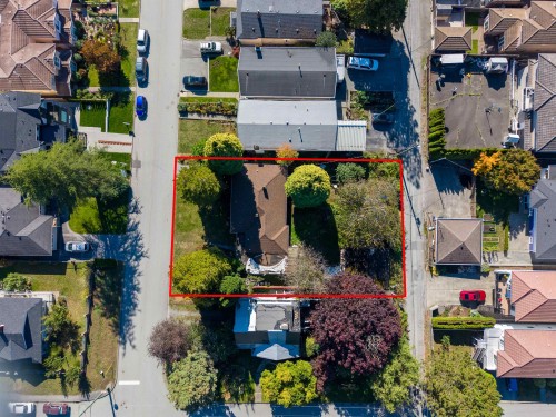 123 Grosvenor Avenue N, Burnaby, BC 