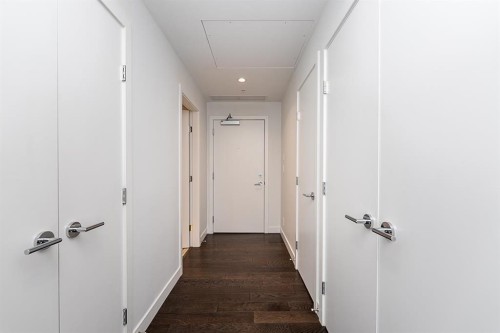 4601-567 Clarke Road, Coquitlam, BC 