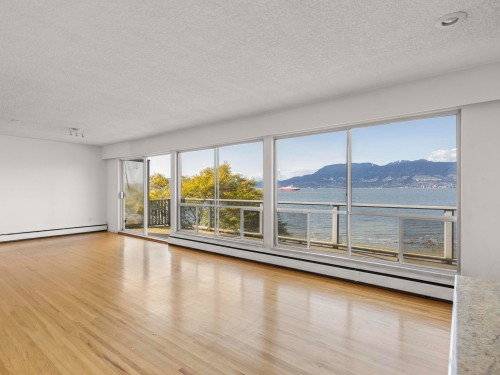 2789 Point Grey Road, Vancouver, BC 