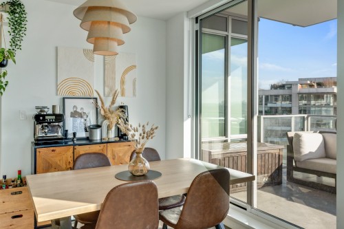 2306-1500 Fern Street, North Vancouver, BC 