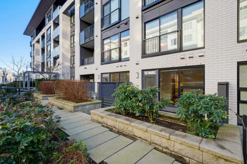 103-9228 Slopes Mews, Burnaby, BC 