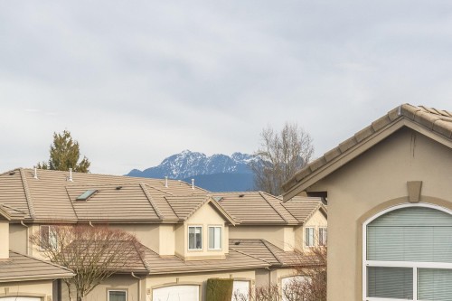 7-998 Riverside Drive, Port Coquitlam, BC 