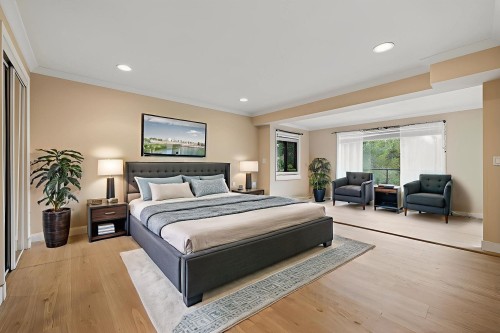 1375 Burnside Road, West Vancouver, BC 