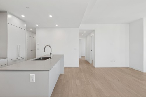 4303-6468 Willingdon Avenue, Burnaby, BC 