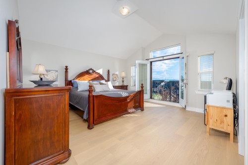 3470 Galloway Avenue, Coquitlam, BC 