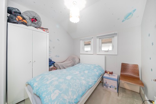 2779 13Th Avenue W, Vancouver, BC 