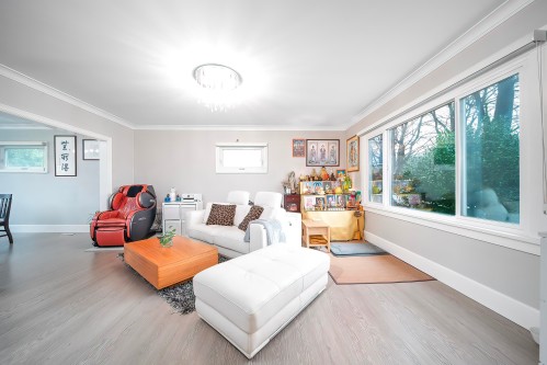 2779 13Th Avenue W, Vancouver, BC 