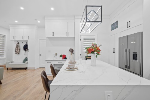 2995 17Th Avenue E, Vancouver, BC 