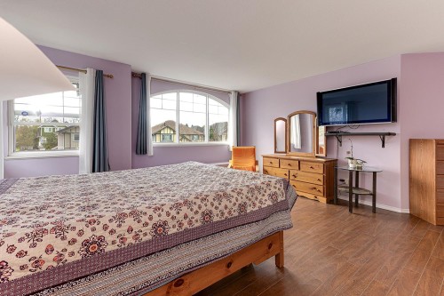 1077 Riverside Drive, Port Coquitlam, BC 