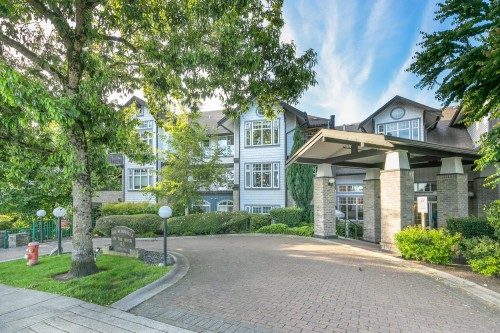 202-83 Star Crescent  New Westminster, BC V3M 6X8