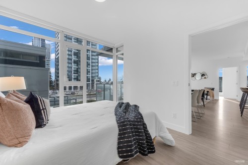 301-6398 Silver Avenue, Burnaby, BC 