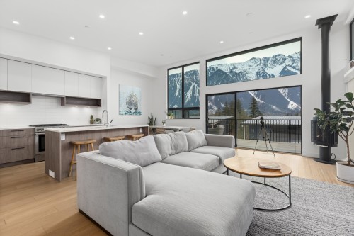 44-4000 Sunstone Way, Pemberton, BC 