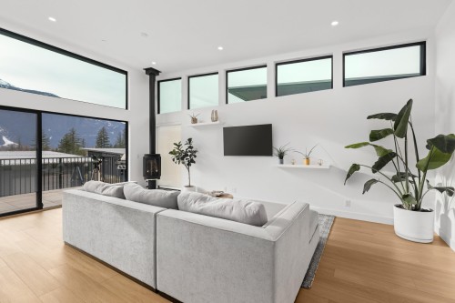 44-4000 Sunstone Way, Pemberton, BC 