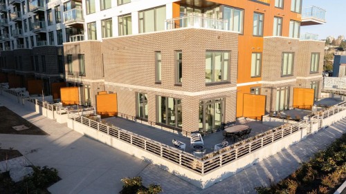 112-755 Harbourside Drive, North Vancouver, BC 