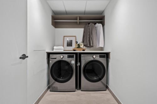 112-755 Harbourside Drive, North Vancouver, BC 