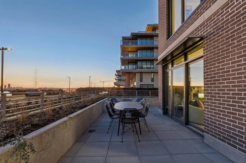 112-755 Harbourside Drive, North Vancouver, BC 