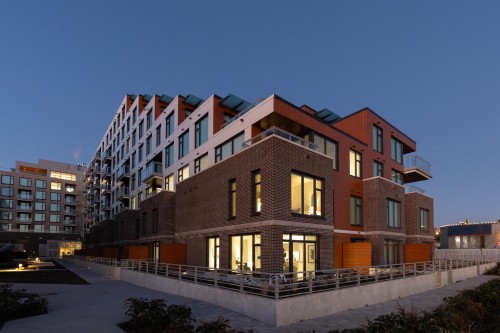 112-755 Harbourside Drive, North Vancouver, BC 